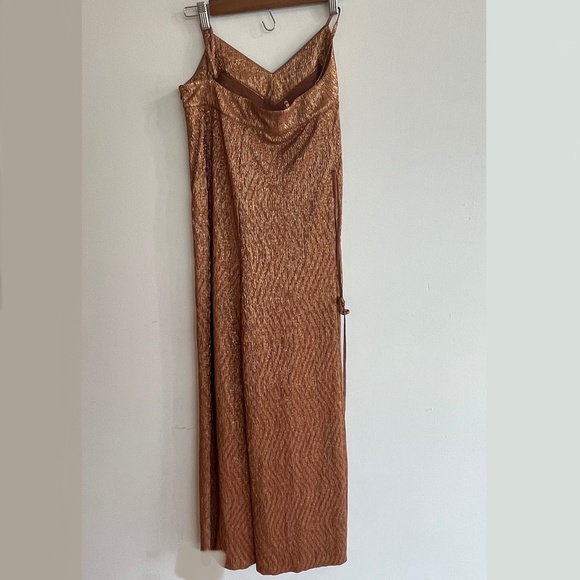NEW House of Harlow Revolve Karel Jumpsuit Bronze Metallic Sleeveless K63 - Picture 7 of 11